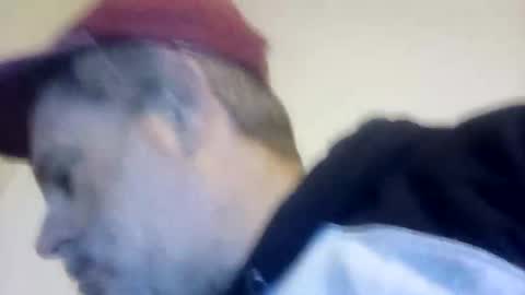 Snapshot of happydick69a chatting on October 13, 2025, 2:28 pm happydick69a online show from October 13, 2025, 2:28 pm