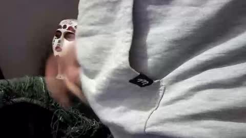 Snapshot of happydick69a chatting on December 15, 2025, 9:13 am happydick69a online show from December 15, 2025, 9:13 am