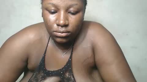 happyslut7 online show from November 15, 2025, 8:05 pm