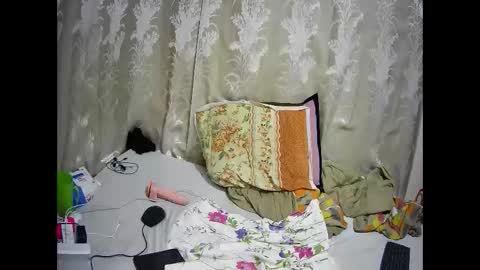 Snapshot of happysonia chatting on September 16, 2025, 2:01 am happysonia online show from September 16, 2025, 2:01 am