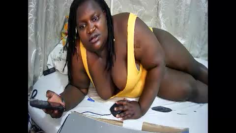 Snapshot of happysonia chatting on October 3, 2025, 9:50 am happysonia online show from October 3, 2025, 9:50 am