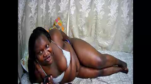 Snapshot of happysonia chatting on November 4, 2025, 9:41 am happysonia online show from November 4, 2025, 9:41 am