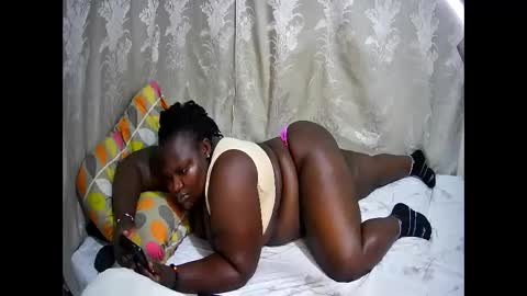 Snapshot of happysonia chatting on November 9, 2025, 9:51 am happysonia online show from November 9, 2025, 9:51 am