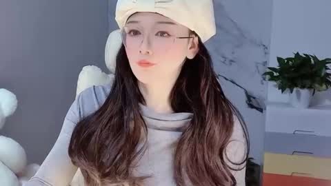 Snapshot of happysweetie168 chatting on December 9, 2024, 5:08 pm Daisy online show from December 9, 2024, 5:08 pm