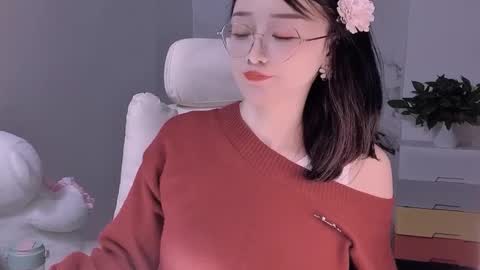 Snapshot of happysweetie168 chatting on January 21, 2025, 3:43 pm Daisy online show from January 21, 2025, 3:43 pm