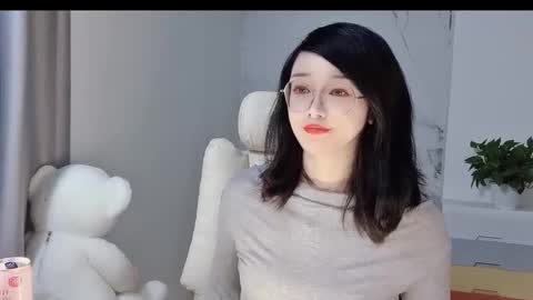 Snapshot of happysweetie168 chatting on March 4, 2025, 2:10 pm Daisy online show from March 4, 2025, 2:10 pm