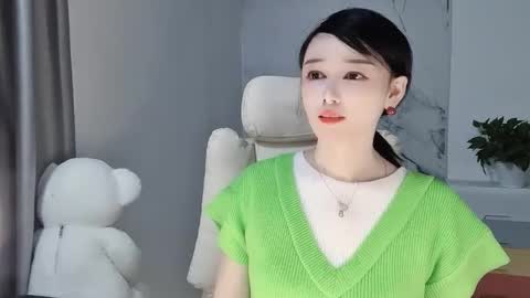 Snapshot of happysweetie168 chatting on March 12, 2025, 5:49 pm Daisy online show from March 12, 2025, 5:49 pm