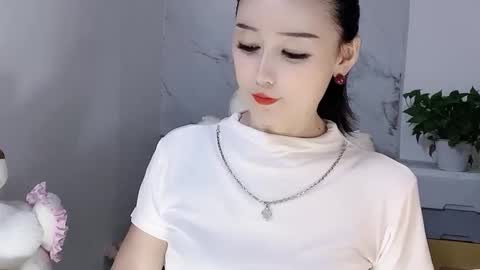 Snapshot of happysweetie168 chatting on September 14, 2025, 1:54 pm Daisy online show from September 14, 2025, 1:54 pm