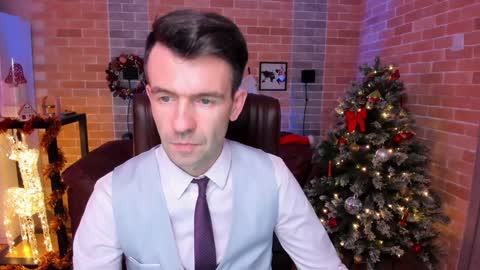 Snapshot of hard_and_juici chatting on January 6, 2025, 2:14 pm Steve online show from January 6, 2025, 2:14 pm