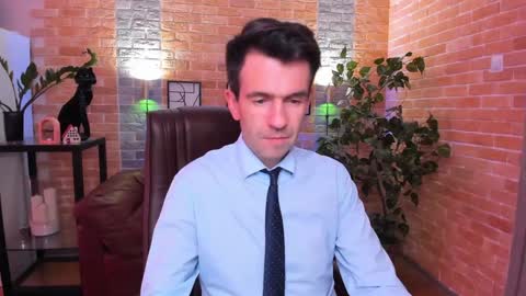 Snapshot of hard_and_juici chatting on January 31, 2025, 4:48 pm Steve online show from January 31, 2025, 4:48 pm