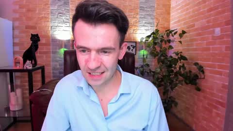 Snapshot of hard_and_juici chatting on February 15, 2025, 5:50 pm Steve online show from February 15, 2025, 5:50 pm