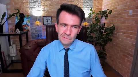 Snapshot of hard_and_juici chatting on February 26, 2025, 3:08 pm Steve online show from February 26, 2025, 3:08 pm