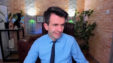 Snapshot of hard_and_juici chatting on March 2, 2025, 12:43 pm Steve online show from March 2, 2025, 12:43 pm