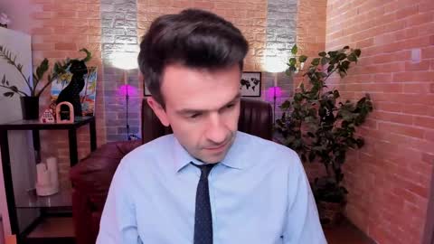 Snapshot of hard_and_juici chatting on March 6, 2025, 5:00 pm Steve online show from March 6, 2025, 5:00 pm