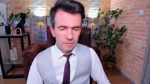 Snapshot of hard_and_juici chatting on March 11, 2025, 1:34 pm Steve online show from March 11, 2025, 1:34 pm