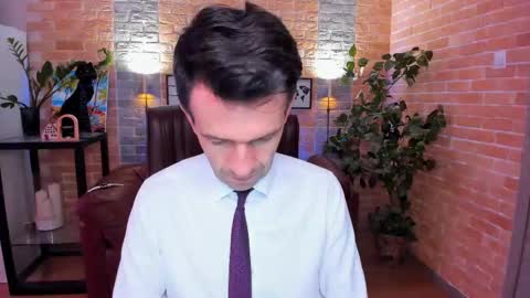 Snapshot of hard_and_juici chatting on March 12, 2025, 2:56 pm Steve online show from March 12, 2025, 2:56 pm