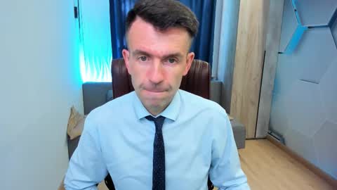 Snapshot of hard_and_juici chatting on September 26, 2025, 1:26 pm Steve online show from September 26, 2025, 1:26 pm