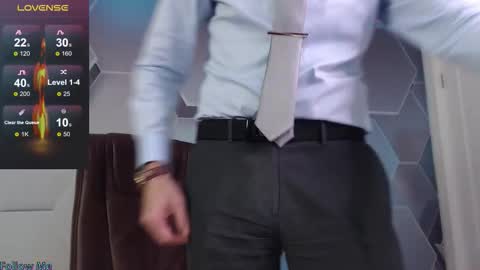 Snapshot of hard_and_juici chatting on November 24, 2025, 1:00 pm Steve online show from November 24, 2025, 1:00 pm