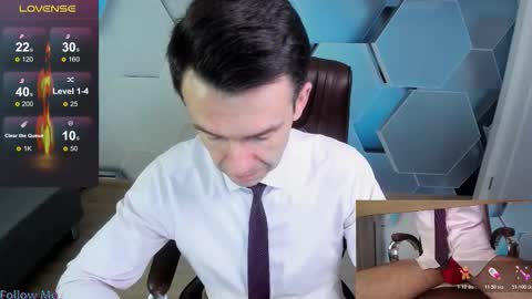 Snapshot of hard_and_juici chatting on December 14, 2025, 3:23 am Steve online show from December 14, 2025, 3:23 am