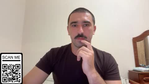 Snapshot of hard_to_obey chatting on September 10, 2025, 6:08 pm Vadim online show from September 10, 2025, 6:08 pm