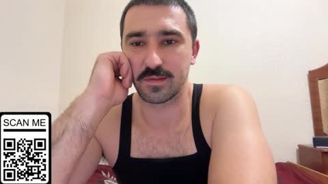 Snapshot of hard_to_obey chatting on September 29, 2025, 6:57 pm Vadim online show from September 29, 2025, 6:57 pm