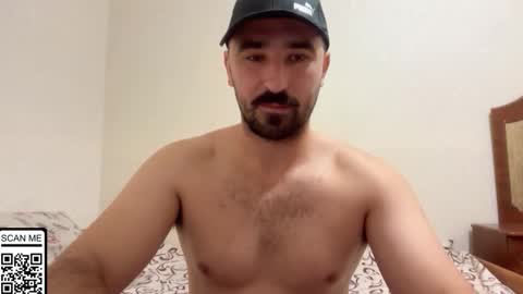 Snapshot of hard_to_obey chatting on October 13, 2025, 5:57 pm Vadim online show from October 13, 2025, 5:57 pm