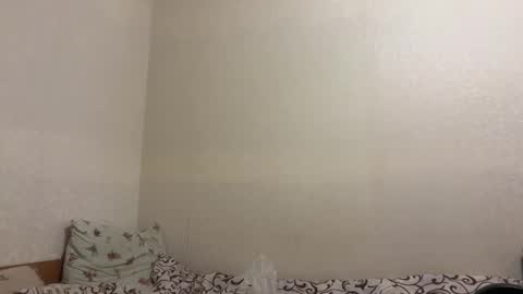 Snapshot of hard_to_obey chatting on November 6, 2025, 8:10 pm Vadim online show from November 6, 2025, 8:10 pm