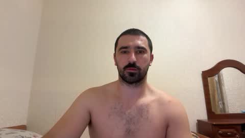 Snapshot of hard_to_obey chatting on November 9, 2025, 8:07 pm Vadim online show from November 9, 2025, 8:07 pm