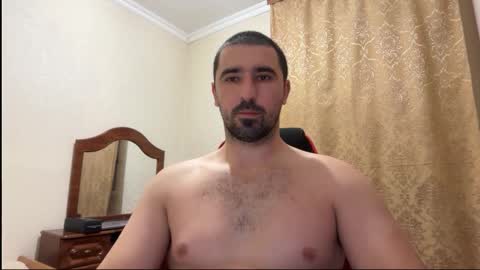 Snapshot of hard_to_obey chatting on November 25, 2025, 7:58 pm Vadim online show from November 25, 2025, 7:58 pm