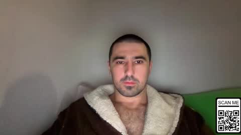 Snapshot of hard_to_obey chatting on December 4, 2025, 8:50 pm Vadim online show from December 4, 2025, 8:50 pm