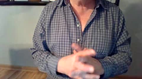 hardchicagoforzya online show from March 4, 2025, 6:18 pm