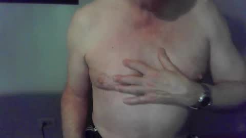 hardchicagoforzya online show from October 18, 2025, 9:26 pm