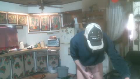 Snapshot of hardinhand44 chatting on January 10, 2025, 6:06 pm john nobles online show from January 10, 2025, 6:06 pm