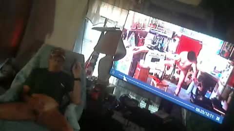 Snapshot of hardinhand44 chatting on October 19, 2025, 8:09 pm john nobles online show from October 19, 2025, 8:09 pm