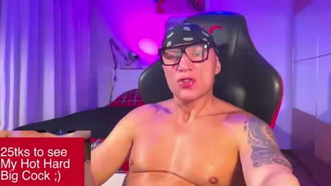 Snapshot of hardmattsteel chatting on November 30, 2025, 11:25 am MATTSTEEL - ITALIAN STALLION online show from November 30, 2025, 11:25 am