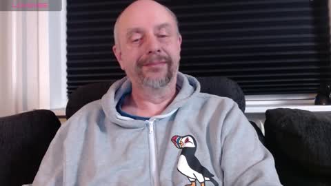 Snapshot of hardmrlazy chatting on February 11, 2025, 5:40 pm MrLazy online show from February 11, 2025, 5:40 pm