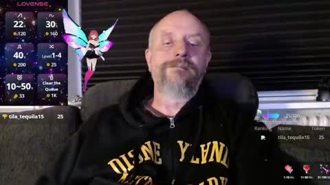Snapshot of hardmrlazy chatting on October 1, 2025, 5:52 pm MrLazy online show from October 1, 2025, 5:52 pm