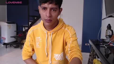 Snapshot of hardsexlove08 chatting on February 16, 2025, 7:27 pm Andres Dean online show from February 16, 2025, 7:27 pm