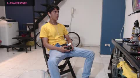 Snapshot of hardsexlove08 chatting on February 20, 2025, 3:12 am Andres Dean online show from February 20, 2025, 3:12 am