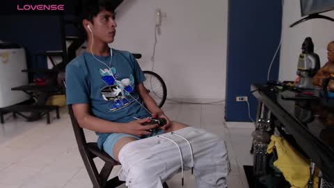 Snapshot of hardsexlove08 chatting on February 23, 2025, 9:37 pm Andres Dean online show from February 23, 2025, 9:37 pm