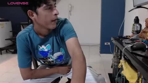 Snapshot of hardsexlove08 chatting on February 24, 2025, 12:41 am Andres Dean online show from February 24, 2025, 12:41 am