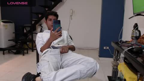 Snapshot of hardsexlove08 chatting on February 26, 2025, 11:15 pm Andres Dean online show from February 26, 2025, 11:15 pm