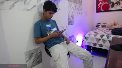 Snapshot of hardsexlove08 chatting on March 1, 2025, 8:21 pm Andres Dean online show from March 1, 2025, 8:21 pm