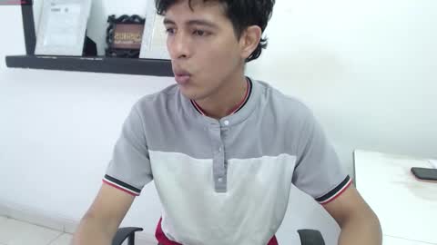 Snapshot of hardsexlove08 chatting on October 25, 2025, 4:46 pm Andres Dean online show from October 25, 2025, 4:46 pm