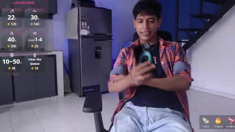 Snapshot of hardsexlove08 chatting on November 28, 2025, 5:15 pm Andres Dean online show from November 28, 2025, 5:15 pm