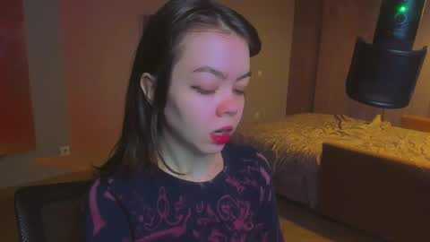 Snapshot of haribo_asmr chatting on December 3, 2024, 8:16 am Miss Hari online show from December 3, 2024, 8:16 am