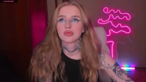 Julia online show from December 18, 2024, 5:48 am