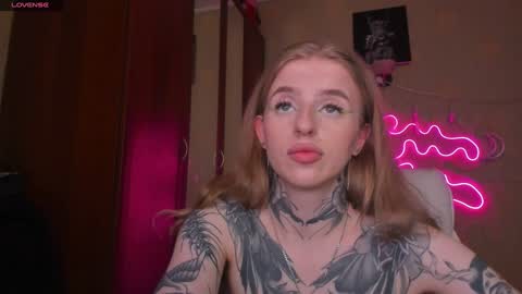 Julia online show from January 18, 2025, 7:59 am