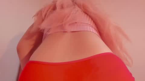 Snapshot of harley_red chatting on November 6, 2025, 6:47 am Annie online show from November 6, 2025, 6:47 am