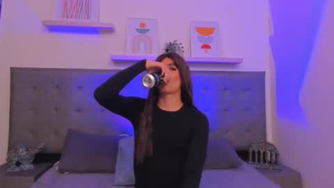 Snapshot of harper_brown1 chatting on October 18, 2025, 5:10 am Harper online show from October 18, 2025, 5:10 am